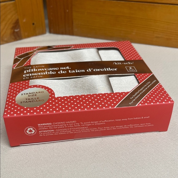 Kitsch Satin Pillowcase Set - Shimmery Silver Taupe - Picture 12 of 15